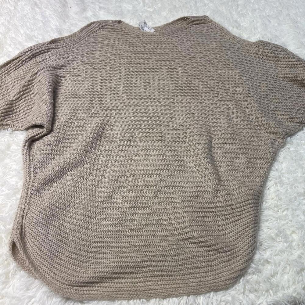New Easel Los Angeles Women’s M/L Knit Crochet Sweater